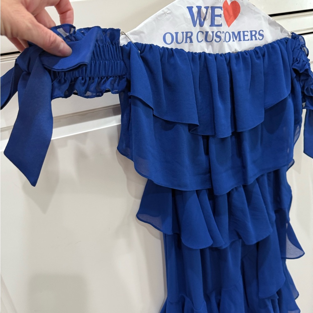 Elegant Blue Ruffled Dress - Picture 2 of 3